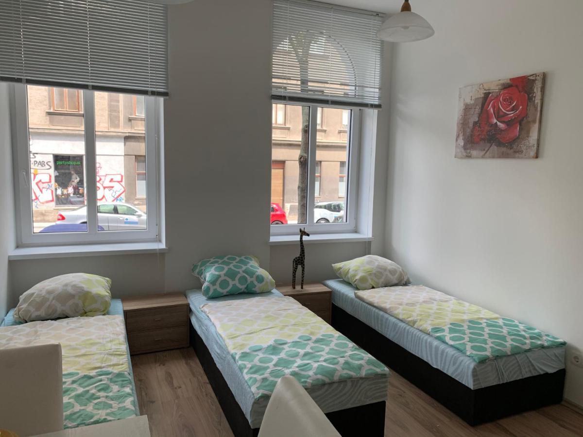 Raisa Apartments Lerchenfelder Guertel 30 Відень Екстер'єр фото