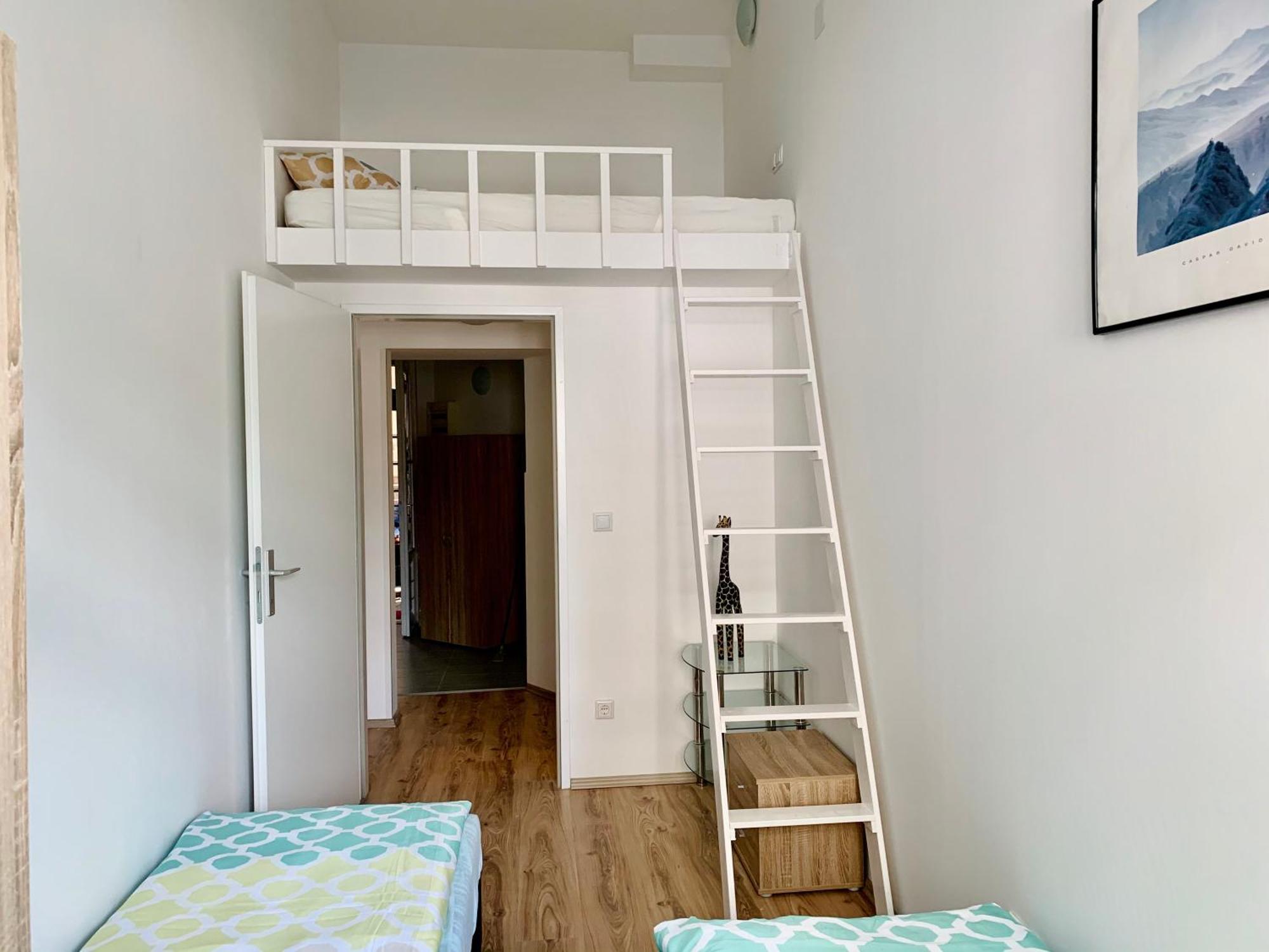 Raisa Apartments Lerchenfelder Guertel 30 Відень Екстер'єр фото